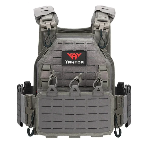 combat-techwear-vest