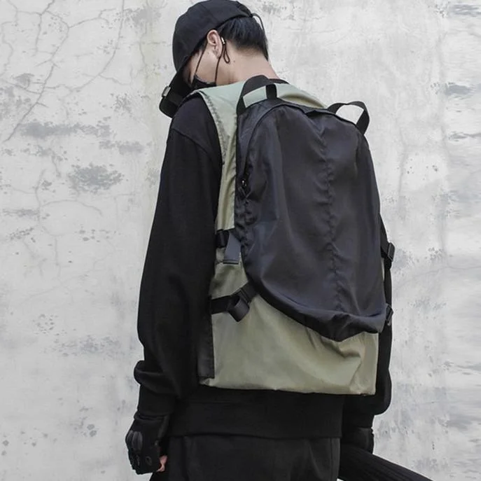 sleeveless-backpack-vest-techwear