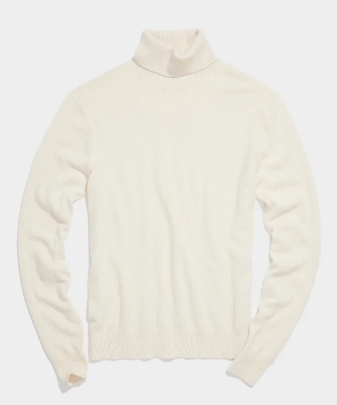 Cashmere Turtleneck in Bisque