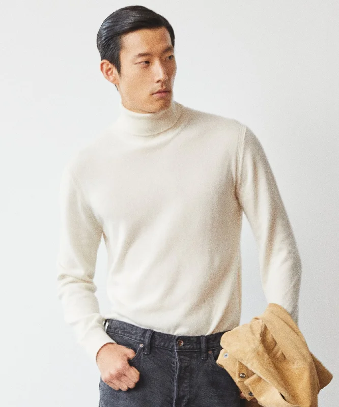 cashmere-turtleneck-bisque