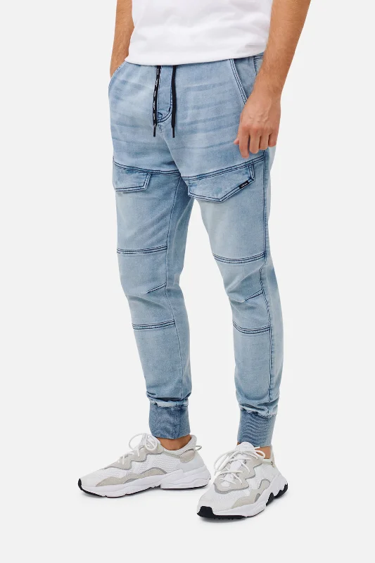 6142564-the-denim-armoured-drifter