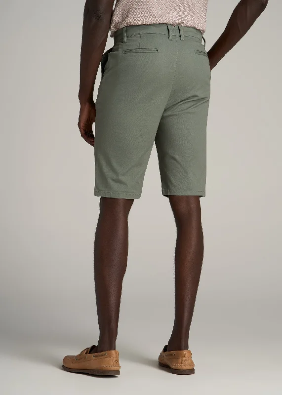 chino-shorts-mens-in-wreath-green