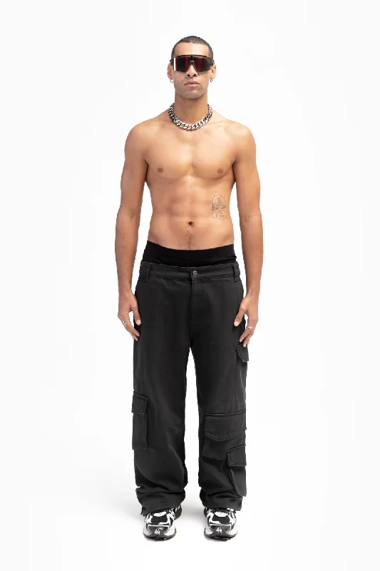 five-pocket-black-cargo-pants