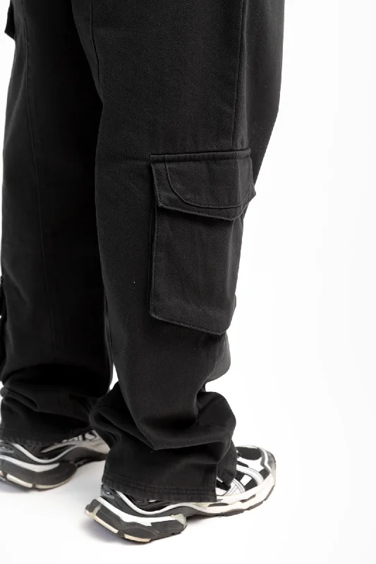 five-pocket-black-cargo-pants