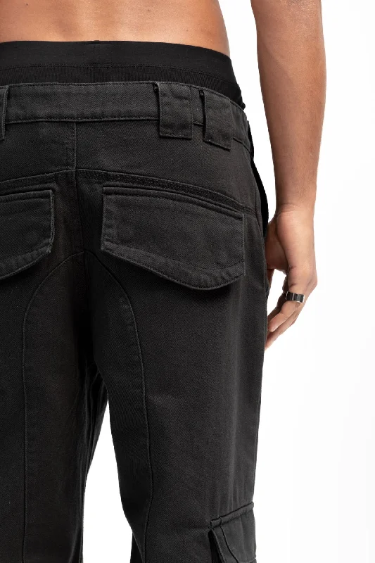 five-pocket-black-cargo-pants