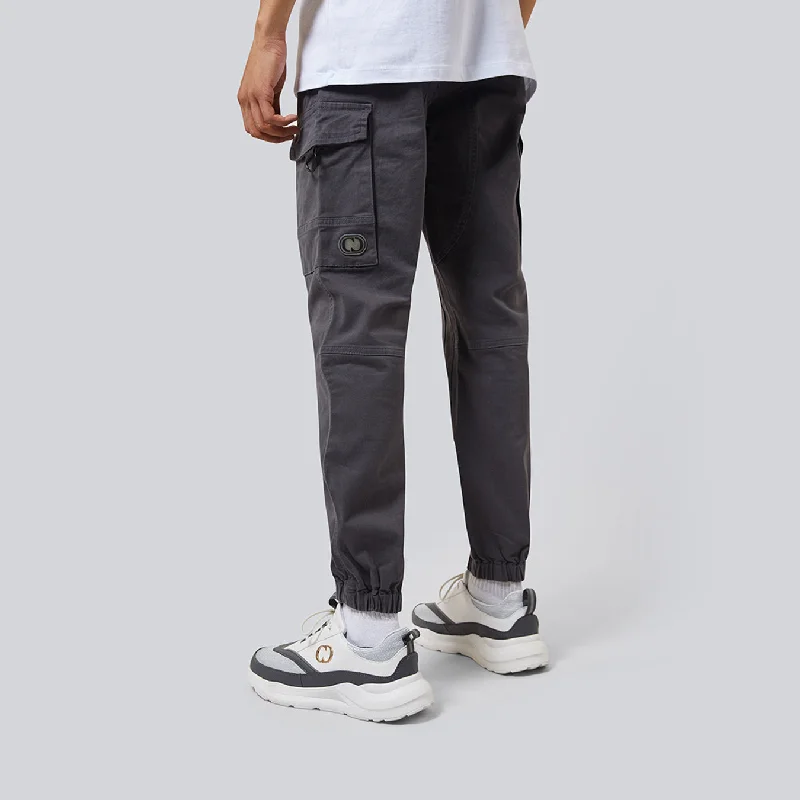 manhattan-cargo-pants-light-grey