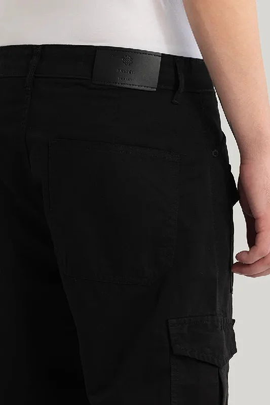 nils-loose-fit-black-cargo-pants