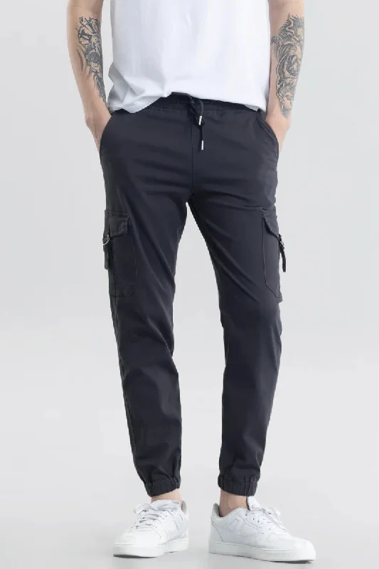 noemi-black-cargo-pant