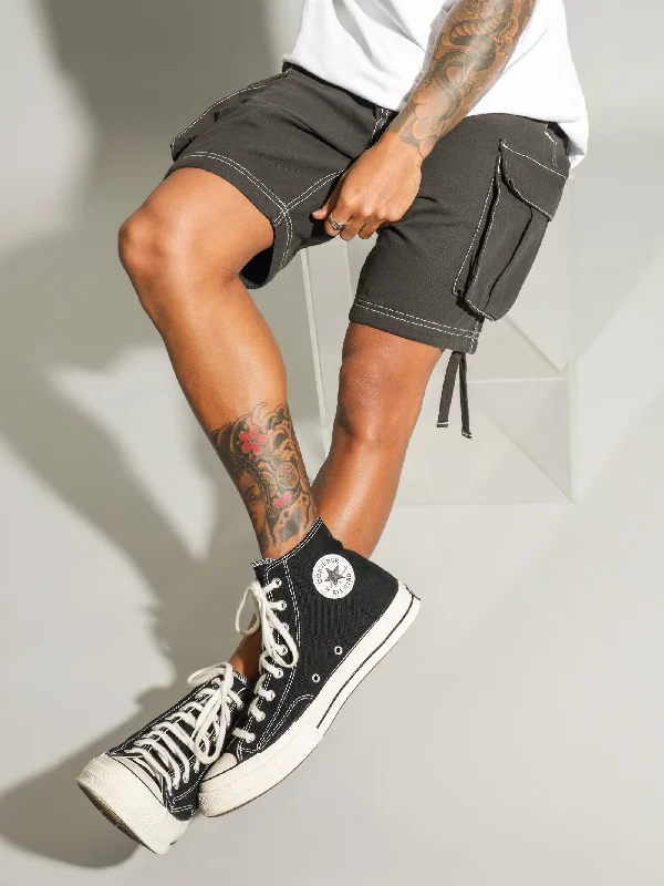 syndicate-cargo-shorts-in-obsidian