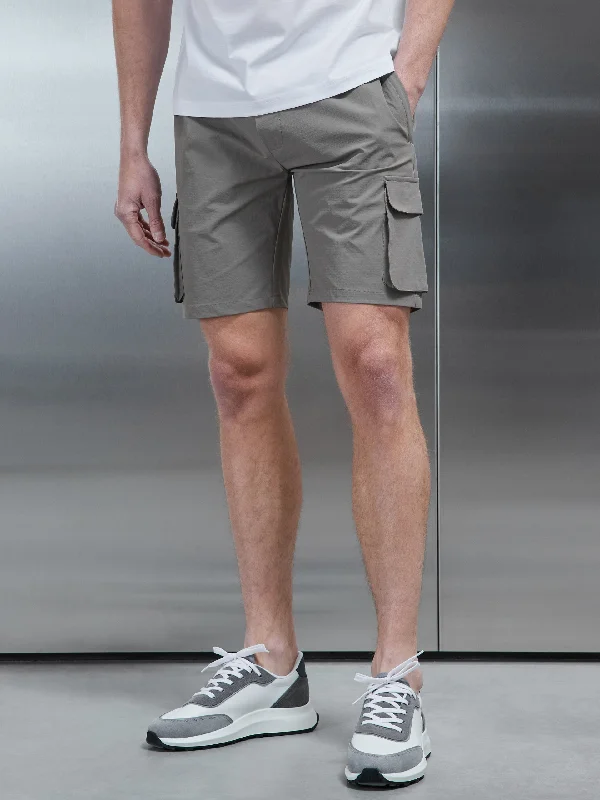 utility-cargo-short-olive