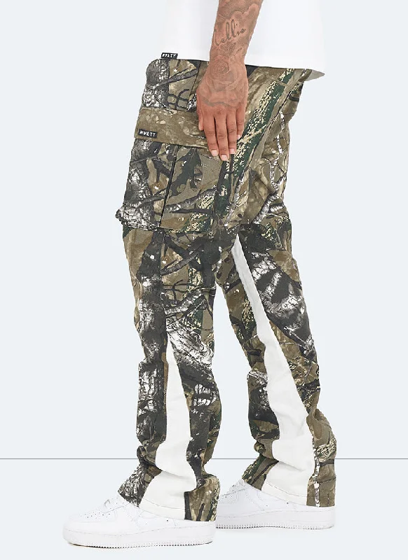 vintage-flare-cargos-tree-camo