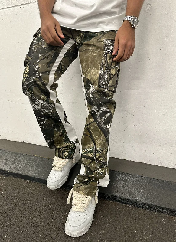 vintage-flare-cargos-tree-camo