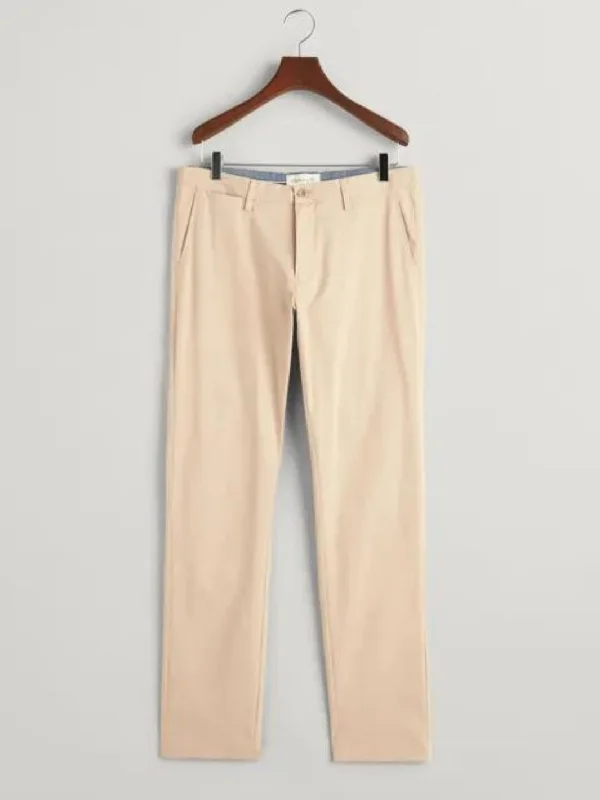 9475277-sports-chino-beige