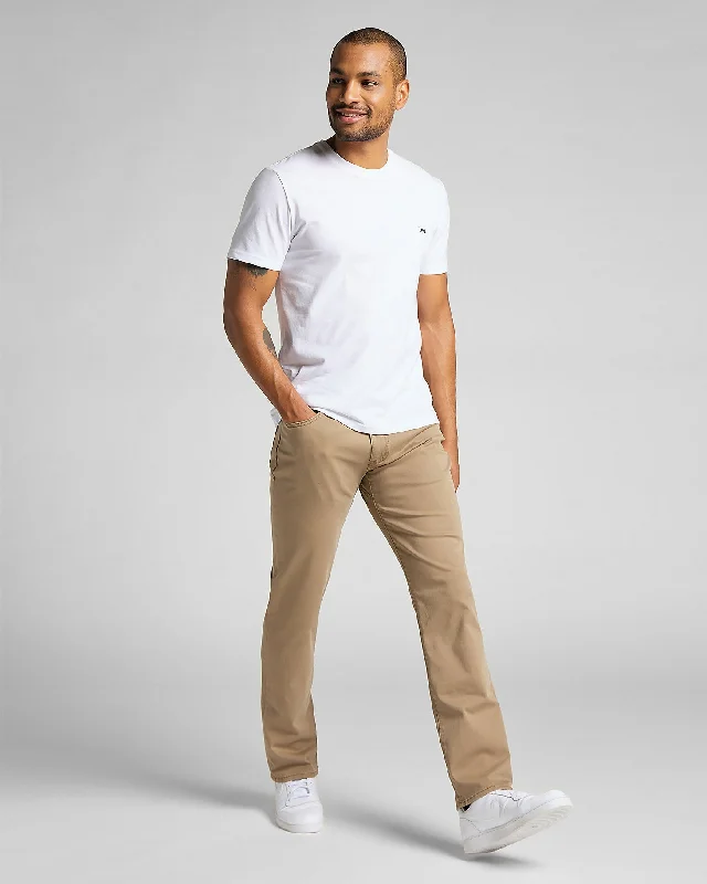 lee-straight-fit-extreme-motion-mens-cotton-twill-trousers-cougar