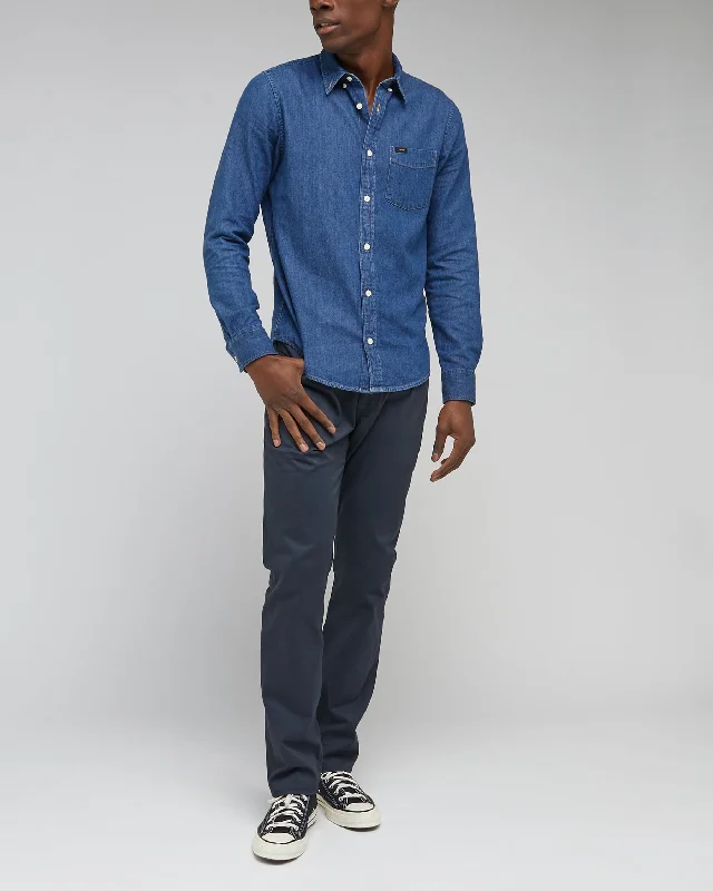 lee-straight-fit-extreme-motion-mens-jeans-mvp-navy