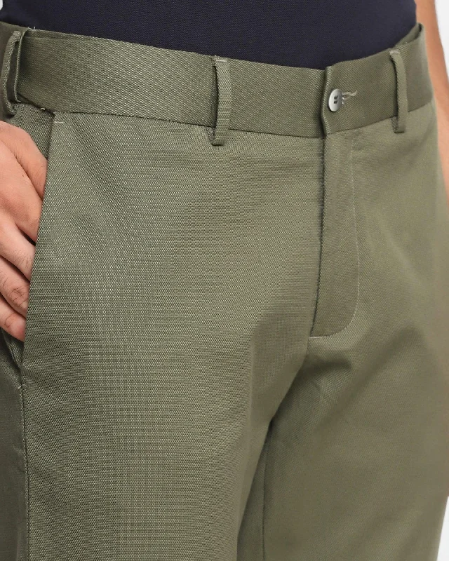 solid-casual-khakis-in-olive-b-95-cloud