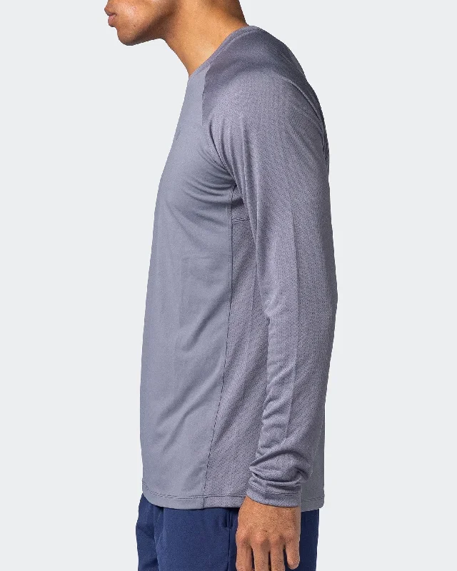 cross-train-long-sleeve-top-space-grey