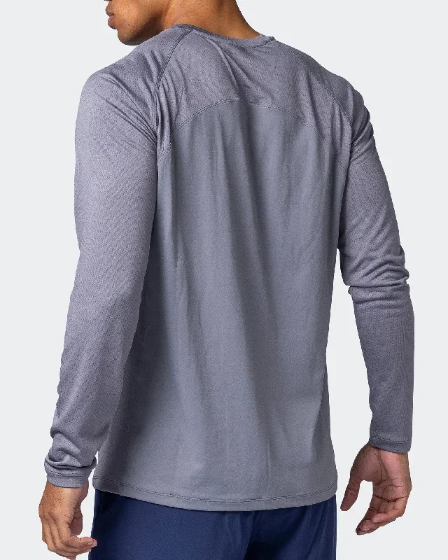 cross-train-long-sleeve-top-space-grey