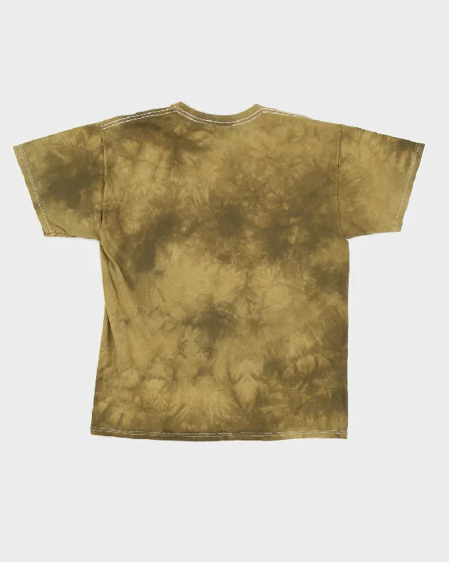 green-deer-graphic-t-shirt-l