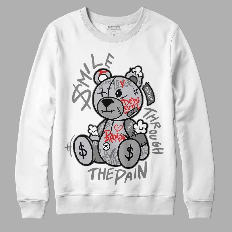 Grey Collection DopeSkill Sweatshirt Smile Through The Pain Graphic