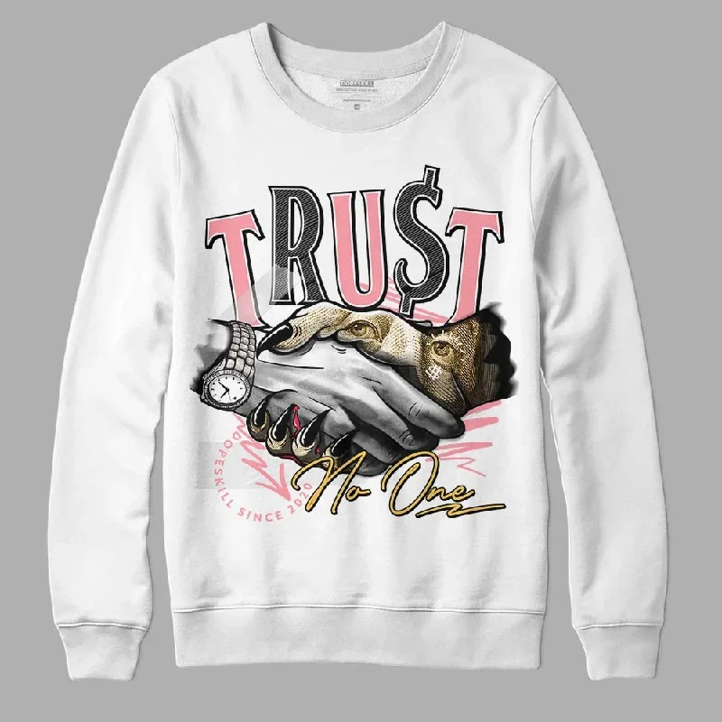 Red Stardust 3s DopeSkill Sweatshirt Trust No One Graphic