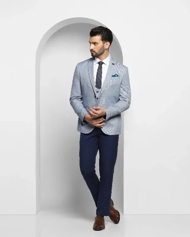 textured-6x-suits-in-blue-peter