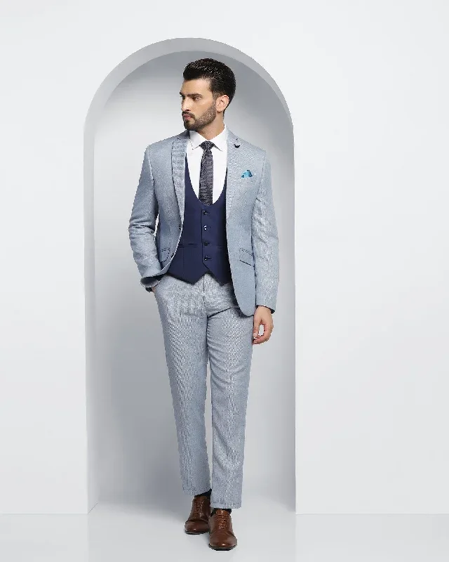 textured-6x-suits-in-blue-peter