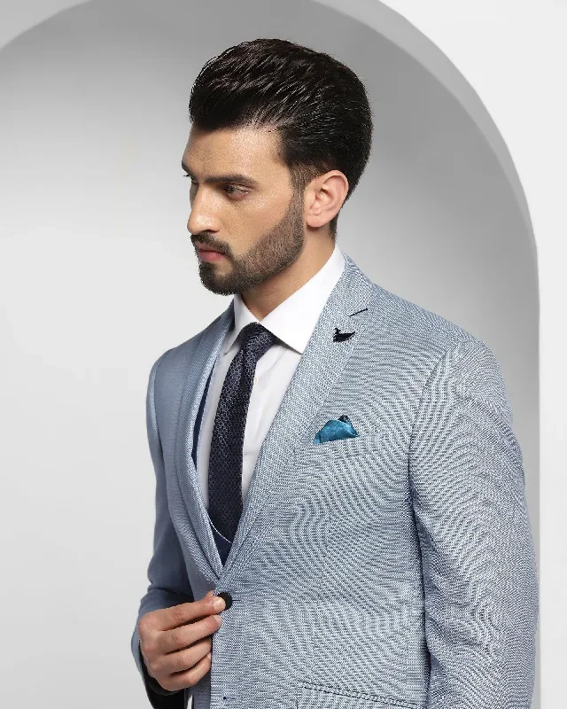 textured-6x-suits-in-blue-peter