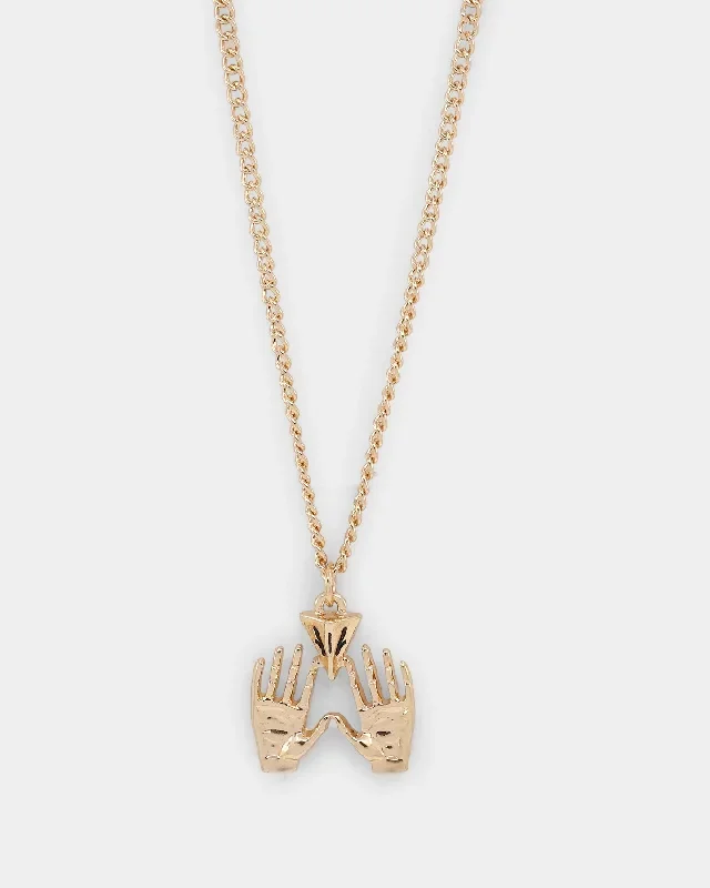 wild-for-the-weekend-all-hands-necklace-gold-mens