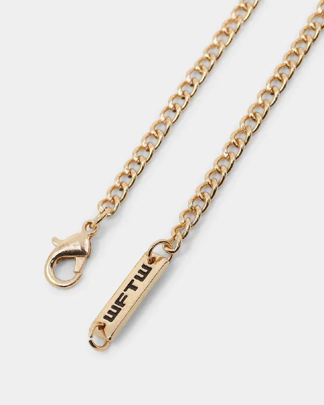 wild-for-the-weekend-all-hands-necklace-gold-mens