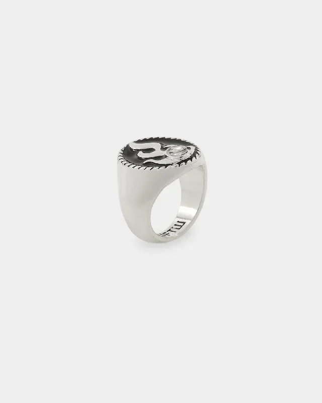 wild-for-the-weekend-flame-signet-ring-large-silver