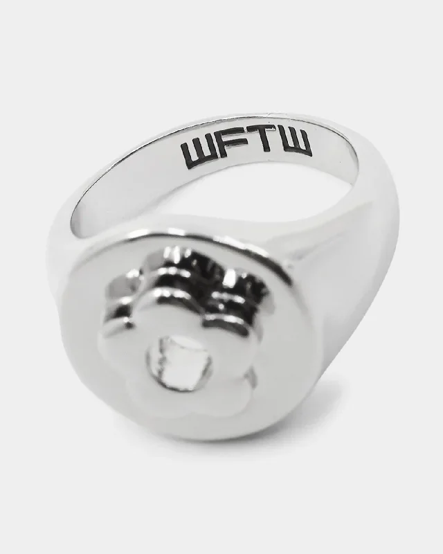 wild-for-the-weekend-flower-power-signet-ring-large-silver-mens