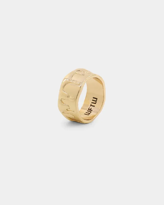 wild-for-the-weekend-paint-dripping-ring-medium-gold